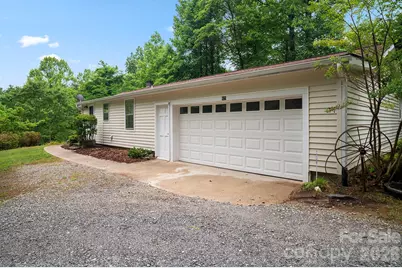 825 Gallimore Road, Flat Rock, NC 28731 - Photo 4