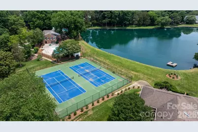 7226 Quail Meadow Lane, Charlotte, NC 28210 - Photo 12
