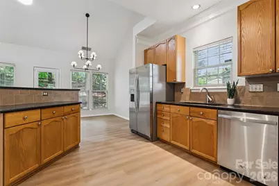 11627 Knightsdale Drive, Charlotte, NC 28277 - Photo 18