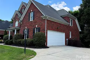 1332 Bershire Ln, Charlotte, NC 28262 - Photo 2