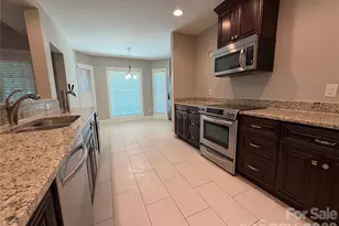 1332 Bershire Ln, Charlotte, NC 28262 - Photo 40