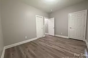 1332 Bershire Ln, Charlotte, NC 28262 - Photo 8