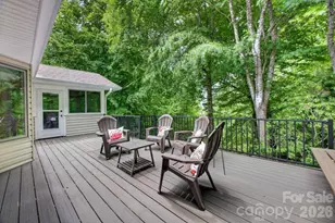 1820 Riverview Ct, Hendersonville, NC 28739 - Photo 8