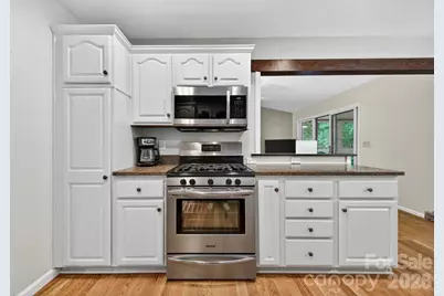 1820 Riverview Court, Hendersonville, NC 28739 - Photo 10