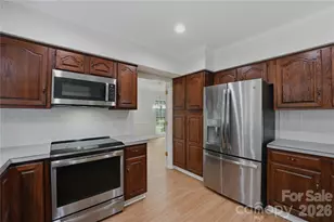 2341 Hamilton Mill Rd, Charlotte, NC 28270 - Photo 14