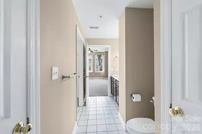 718 W Trade Street #801, Charlotte, NC 28202 - Photo 22