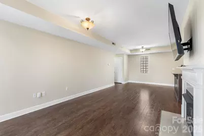 718 W Trade Street #801, Charlotte, NC 28202 - Photo 16
