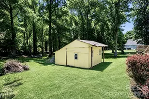 105 Lake Top Ln, Statesville, NC 28677 - Photo 38