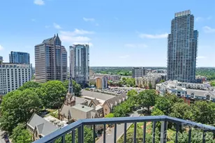 210 N Church St, Charlotte, NC 28202 - Photo 16