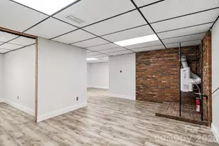 2951 7th St Dr NE, Hickory, NC 28601 - Photo 26