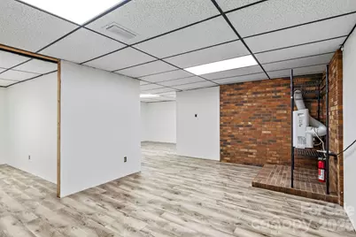 2951 7th Street Drive NE, Hickory, NC 28601 - Photo 24