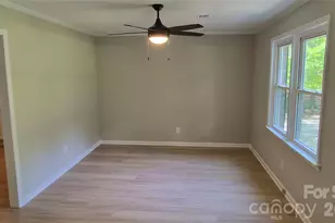 1319 Sourwood Dr, Chester, SC 29706 - Photo 2