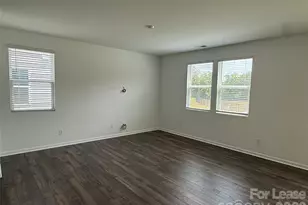 404 Silver Birch Ct, Shelby, NC 28152 - Photo 2