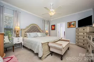 34 Middle St, Hendersonville, NC 28792 - Photo 18