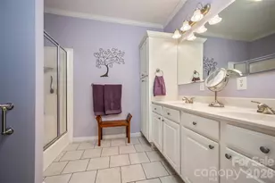 34 Middle St, Hendersonville, NC 28792 - Photo 20