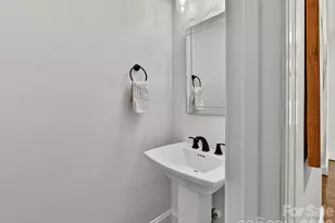 1733 Lela Avenue, Charlotte, NC 28208 - Photo 16