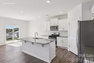 7562 Bainbridge Rd, Sherrills Ford, NC 28673 - Photo 6