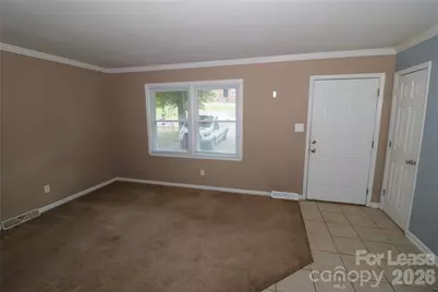 712 Edgegreen Drive, Charlotte, NC 28217 - Photo 10