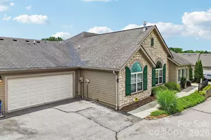 174 Summerfield Pl, Flat Rock, NC 28731 - Photo 36