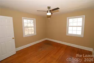 3741 N Sharon Amity Rd, Charlotte, NC 28205 - Photo 16