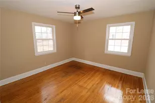3741 N Sharon Amity Rd, Charlotte, NC 28205 - Photo 24