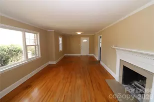 3741 N Sharon Amity Rd, Charlotte, NC 28205 - Photo 20