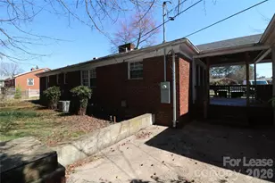 3741 N Sharon Amity Rd, Charlotte, NC 28205 - Photo 32
