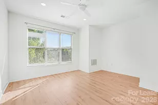 1032 Skyline View Way, Charlotte, NC 28204 - Photo 16
