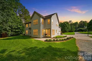 2419 Dellwood Dr, Monroe, NC 28112 - Photo 2