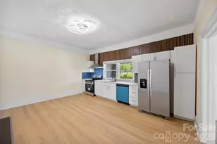 509 E Grover St, Shelby, NC 28150 - Photo 8
