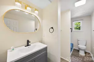 509 E Grover St, Shelby, NC 28150 - Photo 40