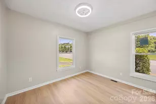 509 E Grover St, Shelby, NC 28150 - Photo 22