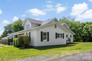 509 E Grover St, Shelby, NC 28150 - Photo 4