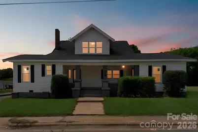 509 E Grover Street, Shelby, NC 28150 - Photo 2