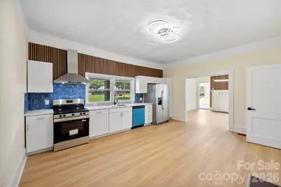 509 E Grover Street, Shelby, NC 28150 - Photo 10