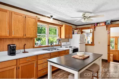 30 Reeves Drive, Burnsville, NC 28714 - Photo 12