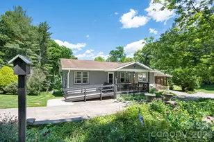 30 Reeves Dr, Burnsville, NC 28714 - Photo 1
