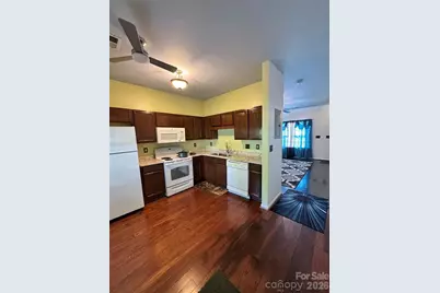 3055 Nevin Place Drive, Charlotte, NC 28269 - Photo 4