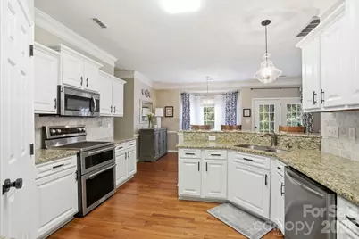 19737 Beneteau Court, Cornelius, NC 28031 - Photo 10