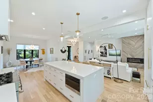 1241 Heather Ln, Charlotte, NC 28209 - Photo 10
