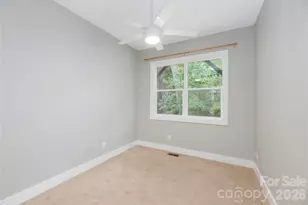 39 Hubbard Ave, Asheville, NC 28806 - Photo 22