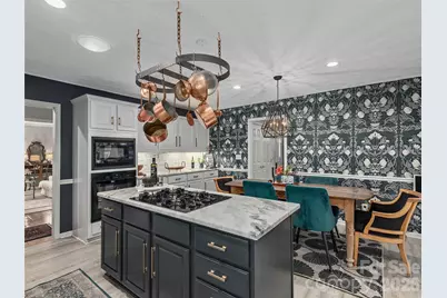122 Brandon Road, Hendersonville, NC 28739 - Photo 14