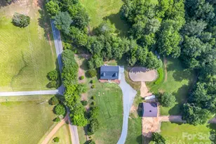 271 Collinsville Rd, Columbus, NC 28722 - Photo 6