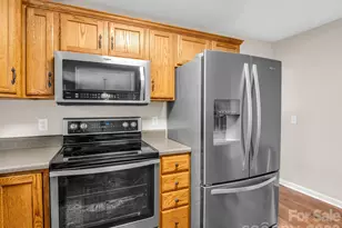 271 Collinsville Rd, Columbus, NC 28722 - Photo 22