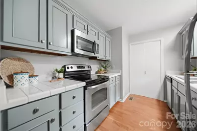 1420 11th Street Drive NW #23, Hickory, NC 28601 - Photo 6