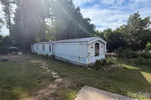171 Ridley St, Marion, NC 28752 - Photo 4