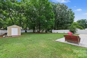 10727 Colony Woods Dr, Charlotte, NC 28277 - Photo 30