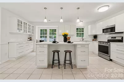 10727 Colony Woods Drive, Charlotte, NC 28277 - Photo 2