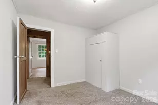 226 Vance Ave, Black Mountain, NC 28711 - Photo 12