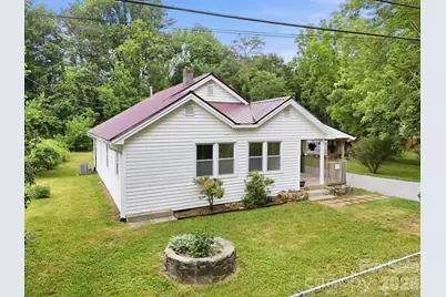 226 Vance Avenue, Black Mountain, NC 28711 - Photo 2